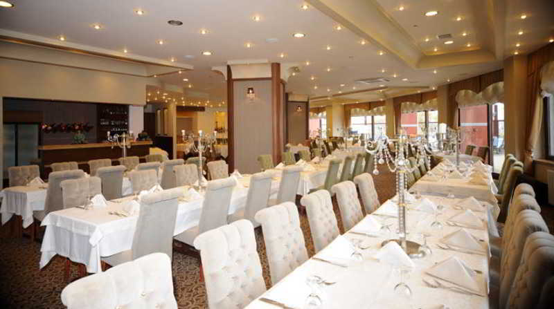 Hotel Akol 4*